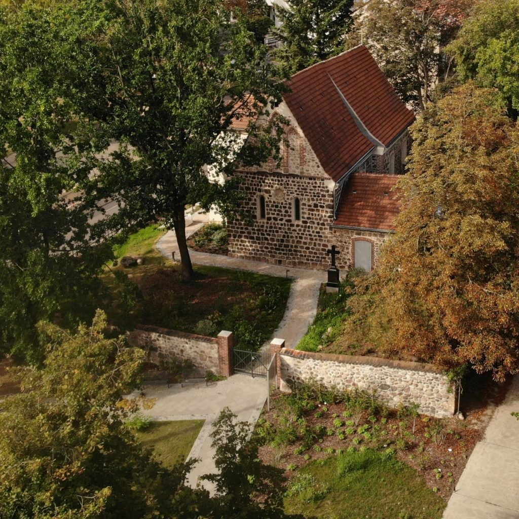 Neuer Zugang zur Taborkirche
